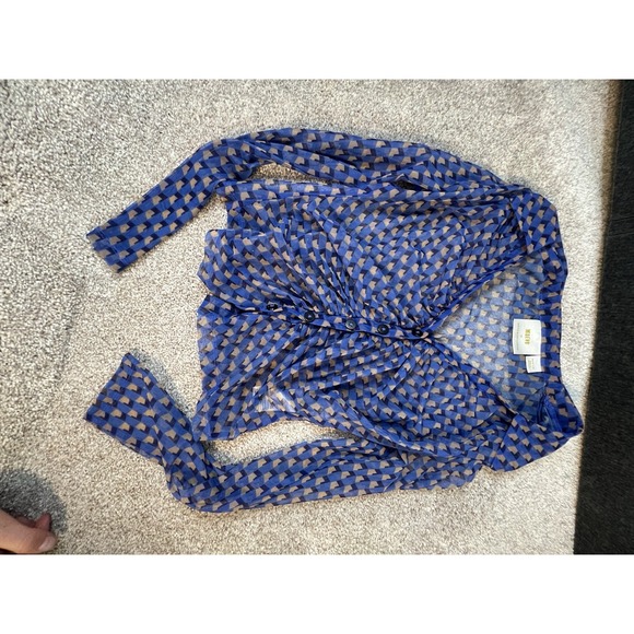 Anthropologie Maeve Sheer Ruched Buttondown Blouse Geometric Modern Preppy Sz M - Picture 3 of 5